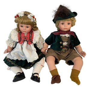 VTG Lot of 2 Susan Wakeen 18" Alpine Hansel & Gretel Porcelain Dolls A9020